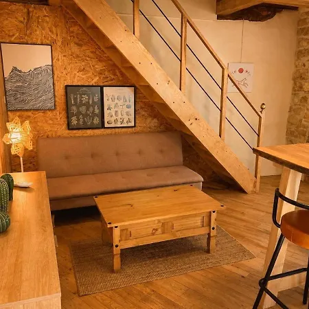 Characterful House Mountain Biking Trail Running Climbing